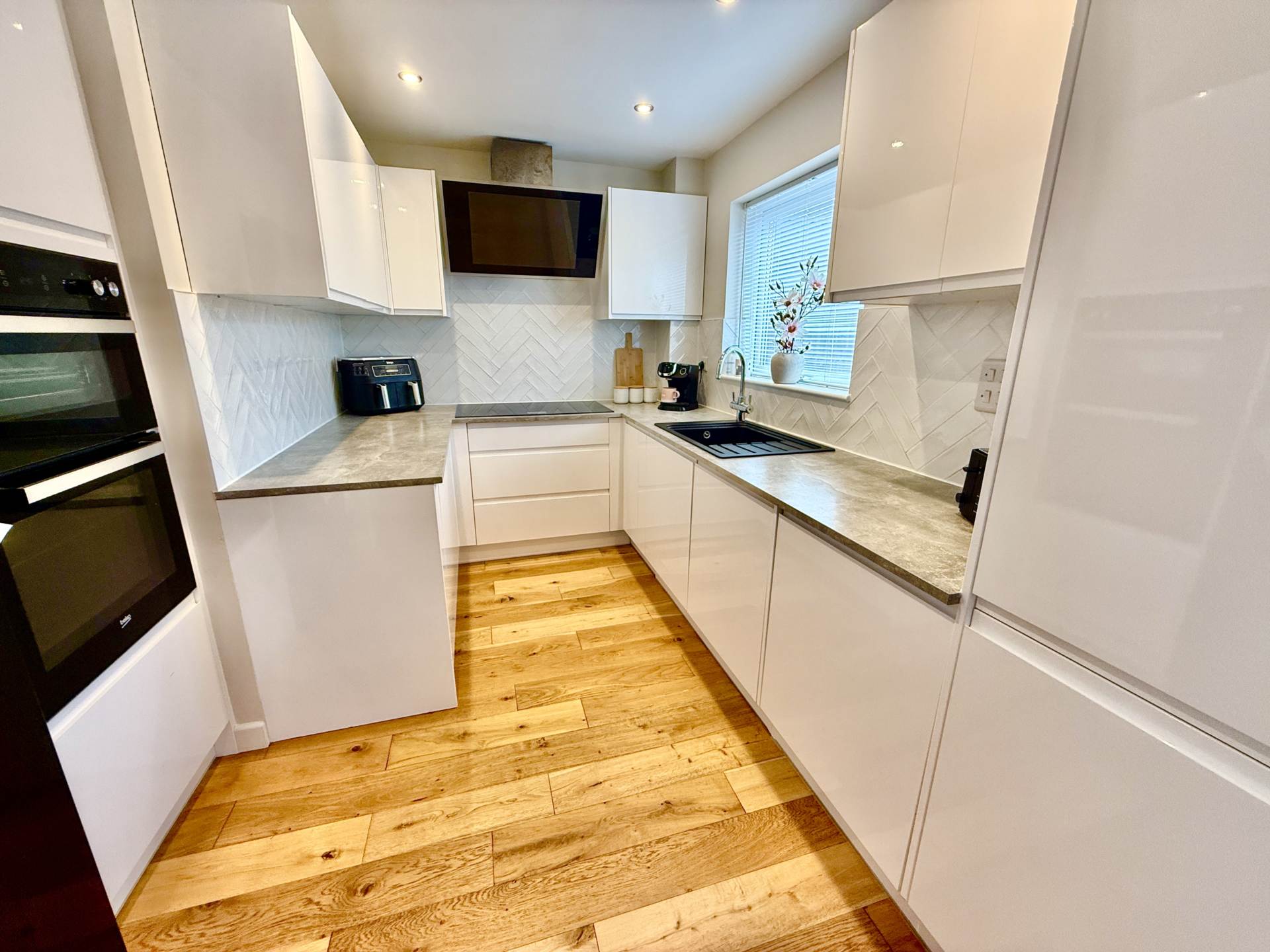 Vansittart Drive, Exmouth, Image 4