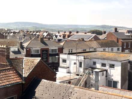 Bowlinger Court, Queen Street, Image 3