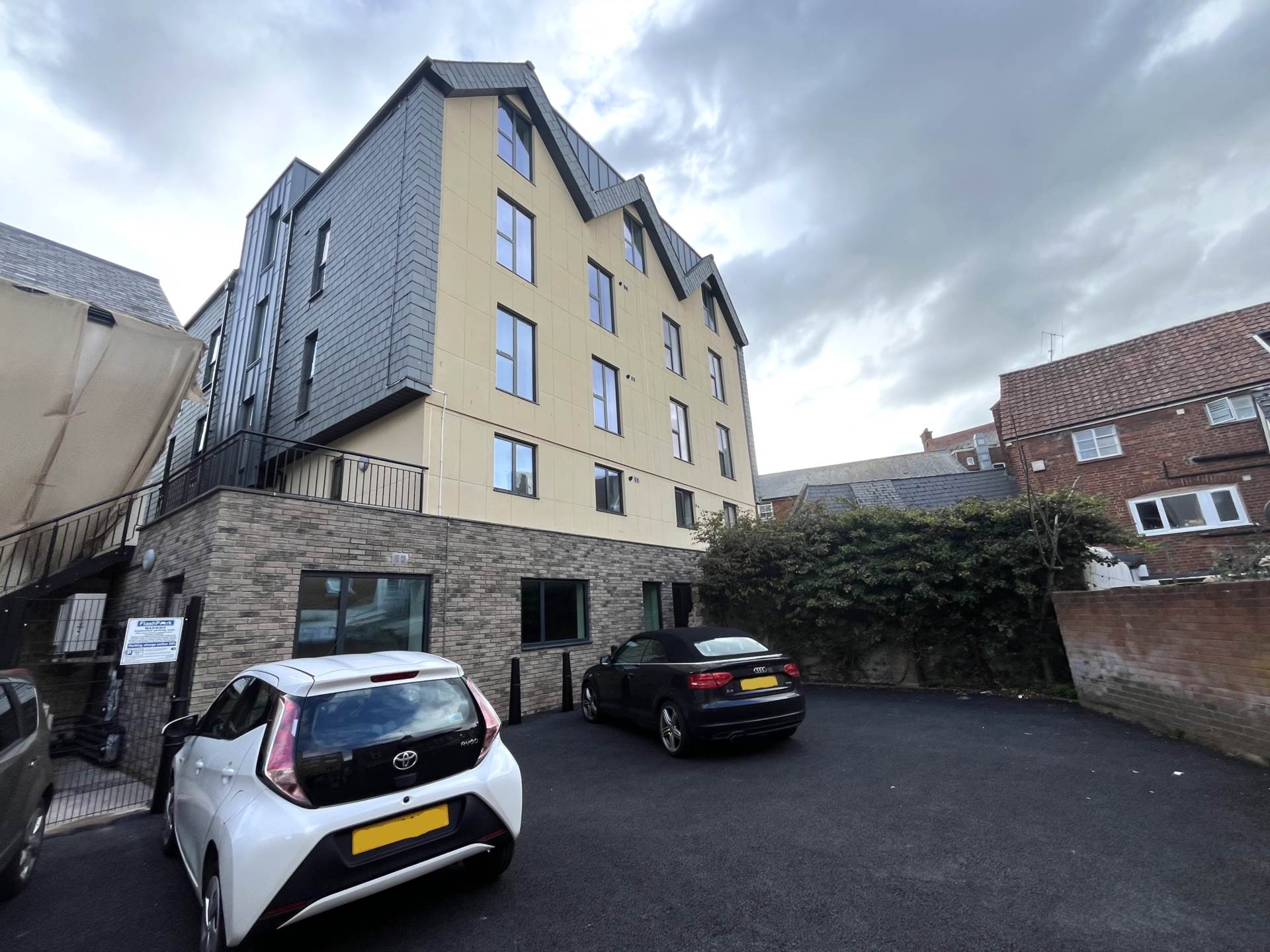 Bowlinger Court, Tower Street, Image 1