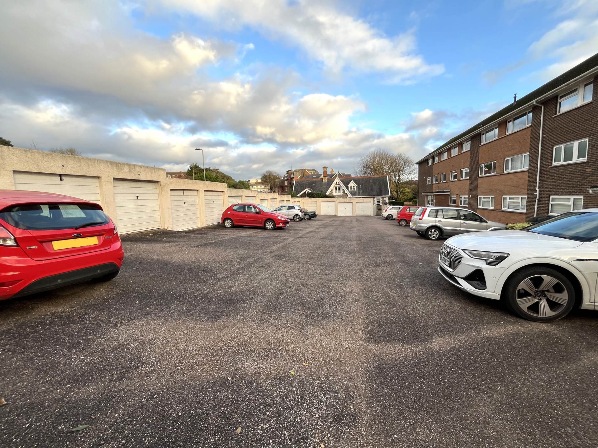 Douglas Avenue, Exmouth, Image 17