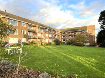 Douglas Avenue, Exmouth, Image 1