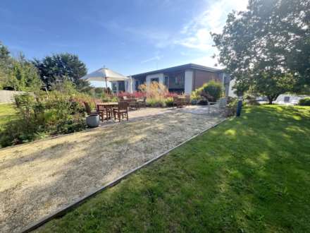 Buckingham Close, Exmouth, Image 10