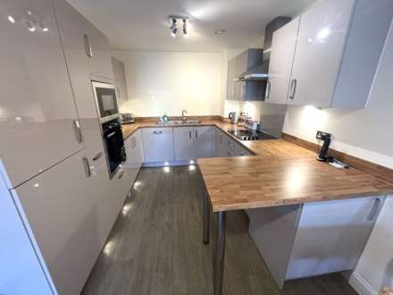 Buckingham Close, Exmouth, Image 2