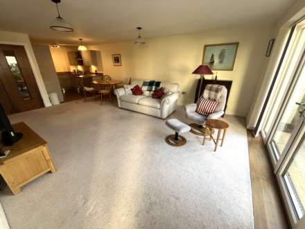 Buckingham Close, Exmouth, Image 4