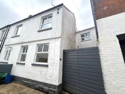 3 Bedroom Terrace, Tower Street, Exmouth