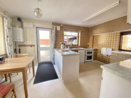 Valley Way, Exmouth, Image 5