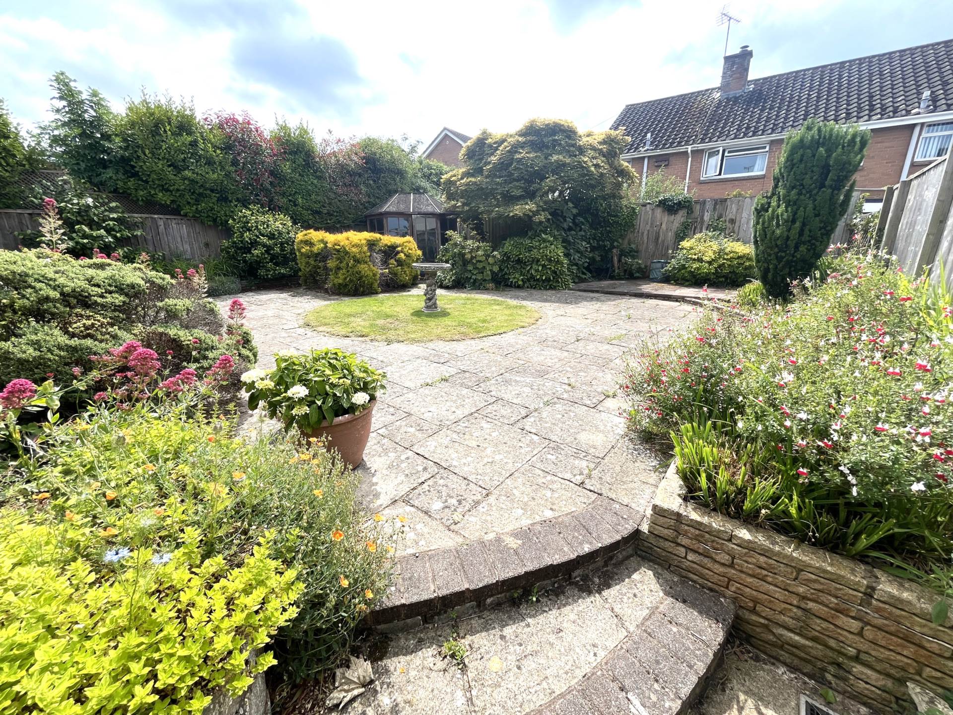 Long Park, Woodbury, Image 9