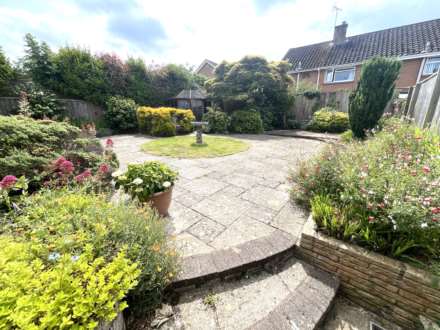 Long Park, Woodbury, Image 9