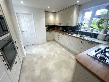 Bapton Lane, Exmouth, Image 2
