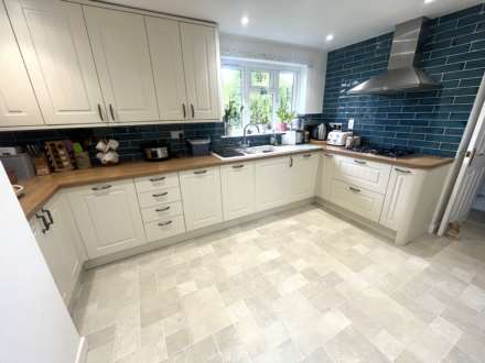 Bapton Lane, Exmouth, Image 6