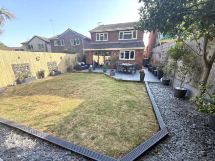 Valley Way, Exmouth, Image 17