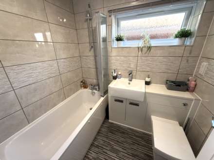 Valley Way, Exmouth, Image 8