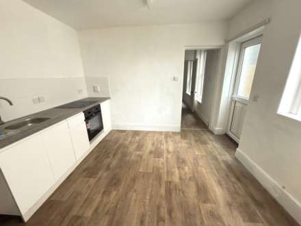 Victoria Road, Exmouth, Image 3
