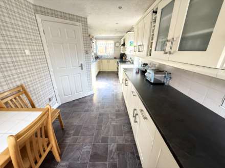 Cheriswood Avenue, Exmouth, Image 6