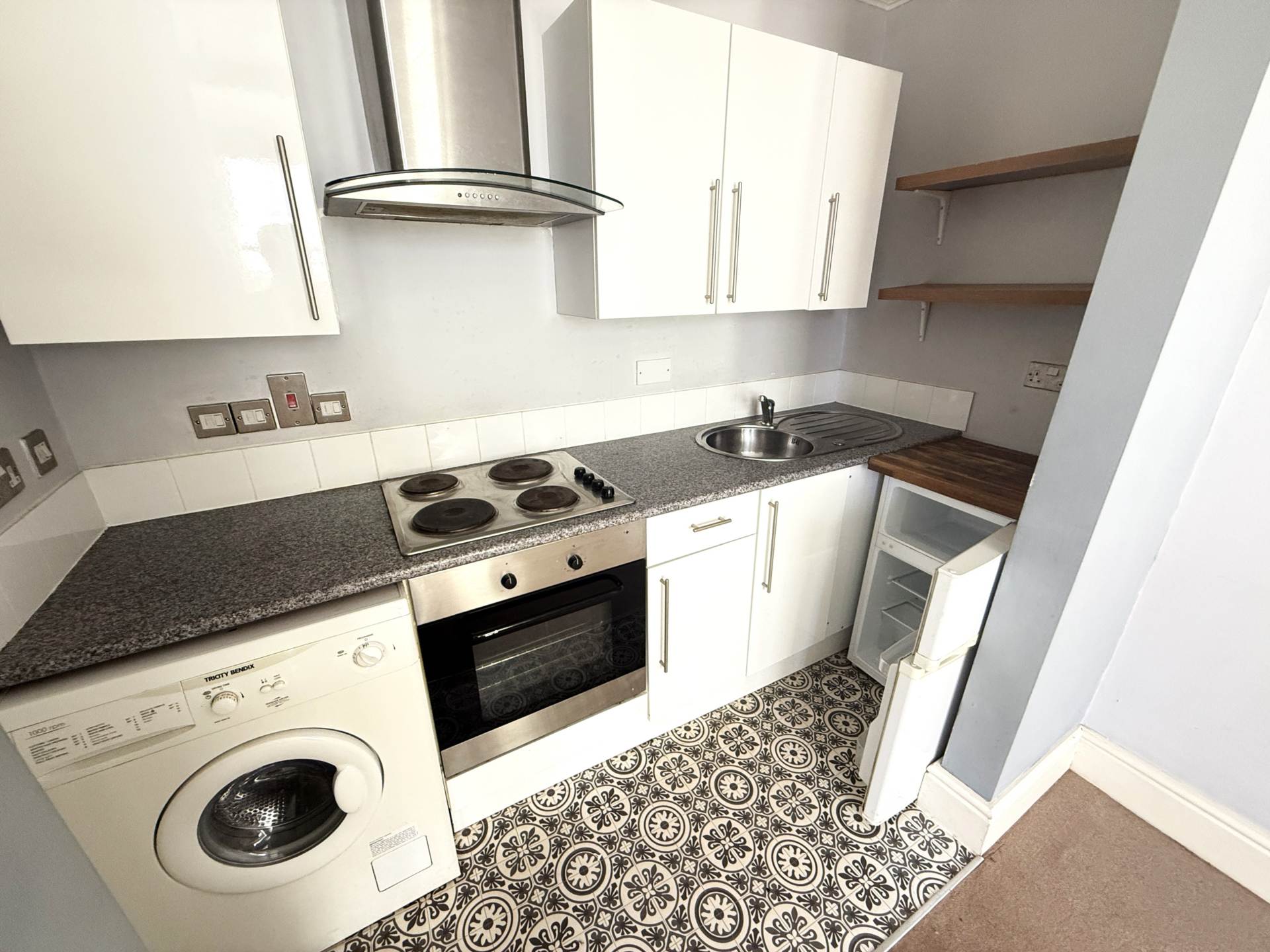 Morton Road, Exmouth, Image 4