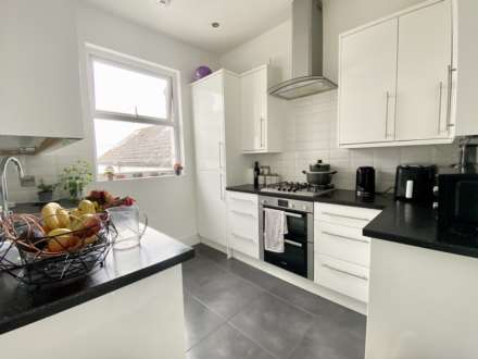 Alexandra Terrace, Exmouth, Image 3