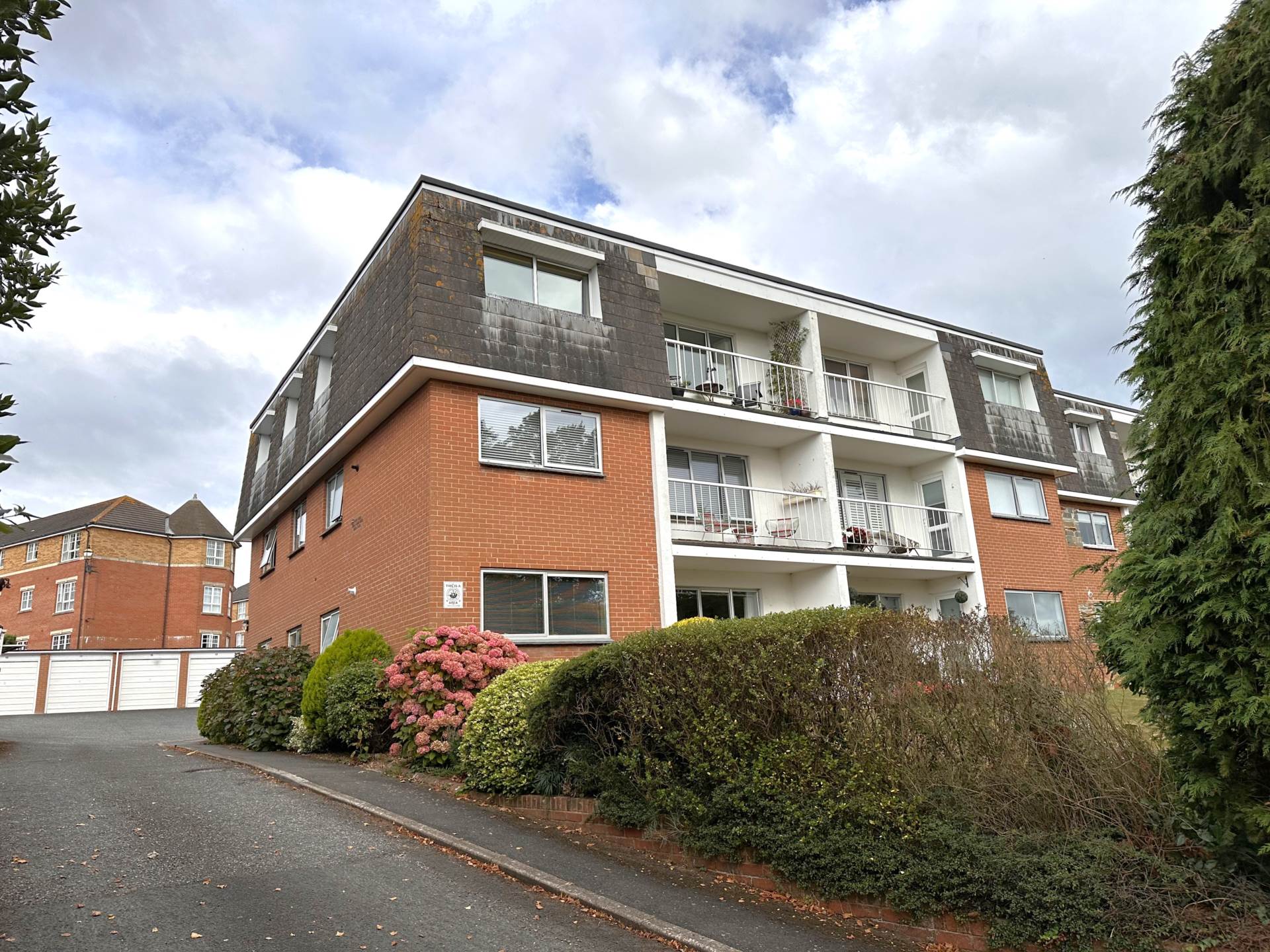 Cranford Avenue, Exmouth, Image 1