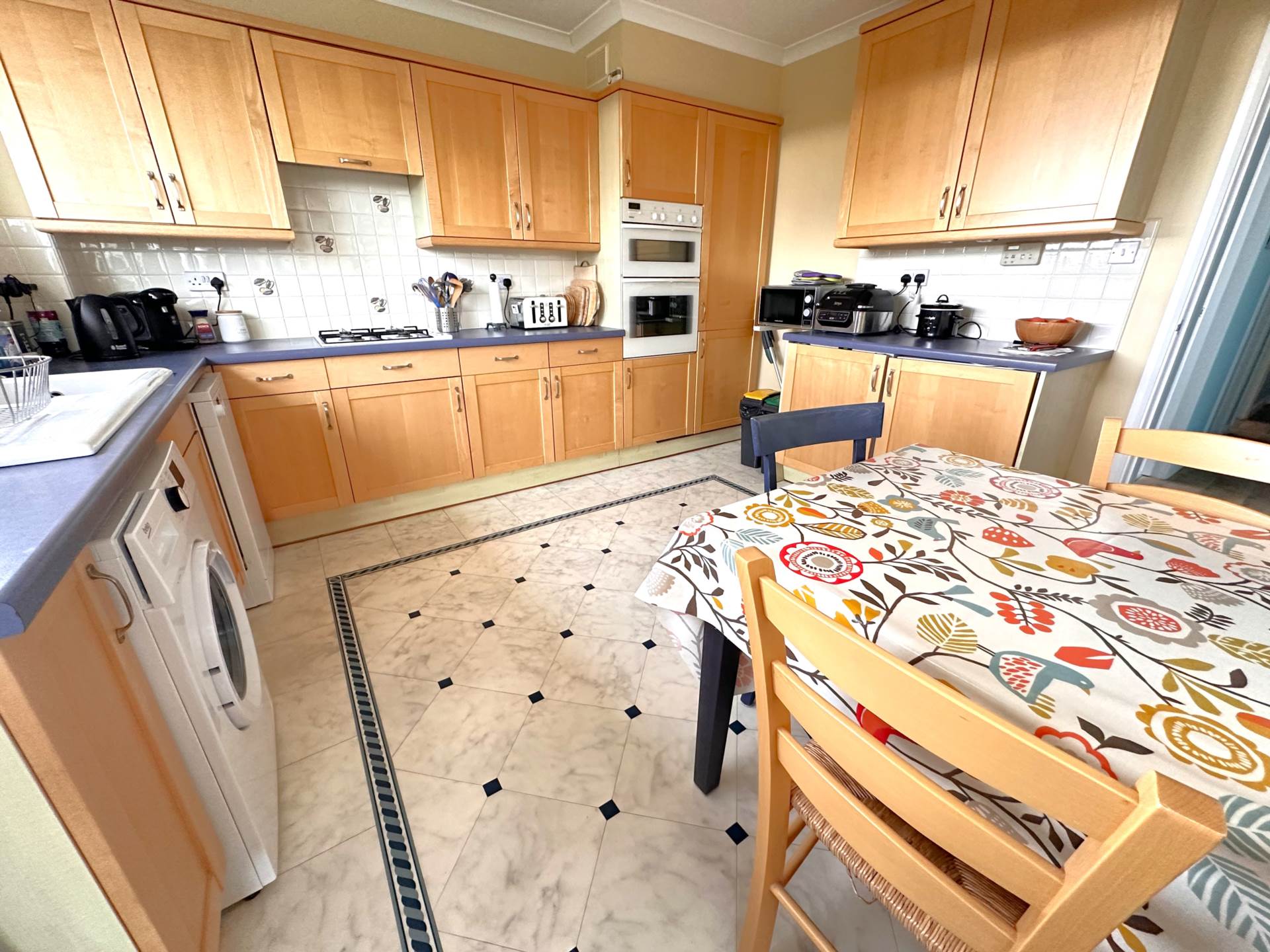 Cranford Avenue, Exmouth, Image 5