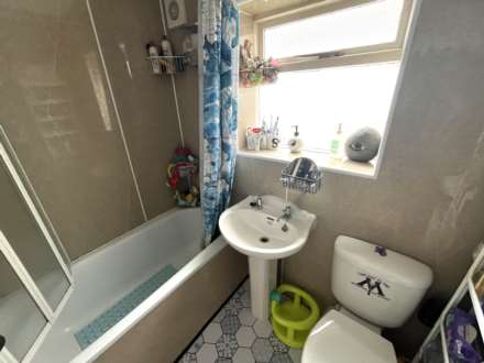 Rosebery Road, Exmouth, Image 10