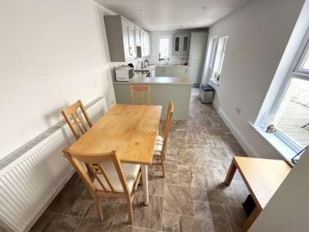 St Andrews Road, Exmouth, Image 5