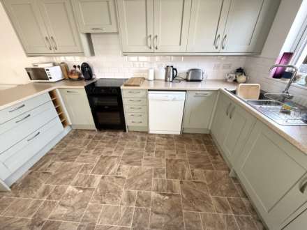 St Andrews Road, Exmouth, Image 6