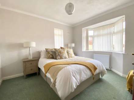 Featherbed Lane, Exmouth, Image 6
