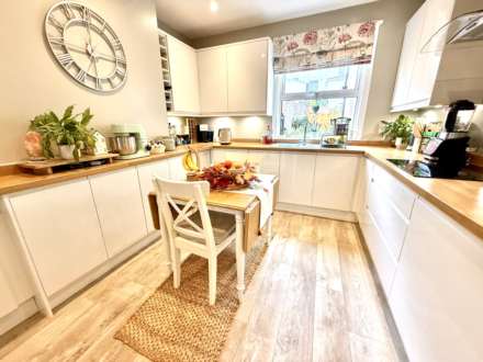 Henrietta Road, Exmouth, Image 16