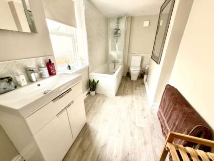Henrietta Road, Exmouth, Image 9