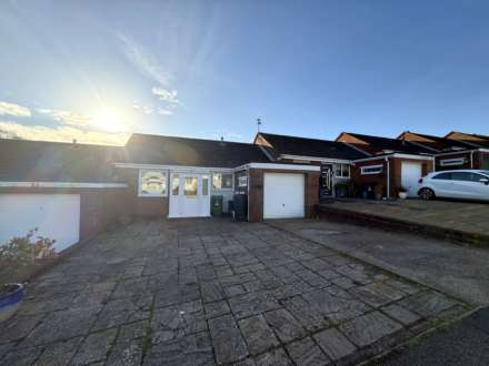 Linden Close, Exmouth, Image 1