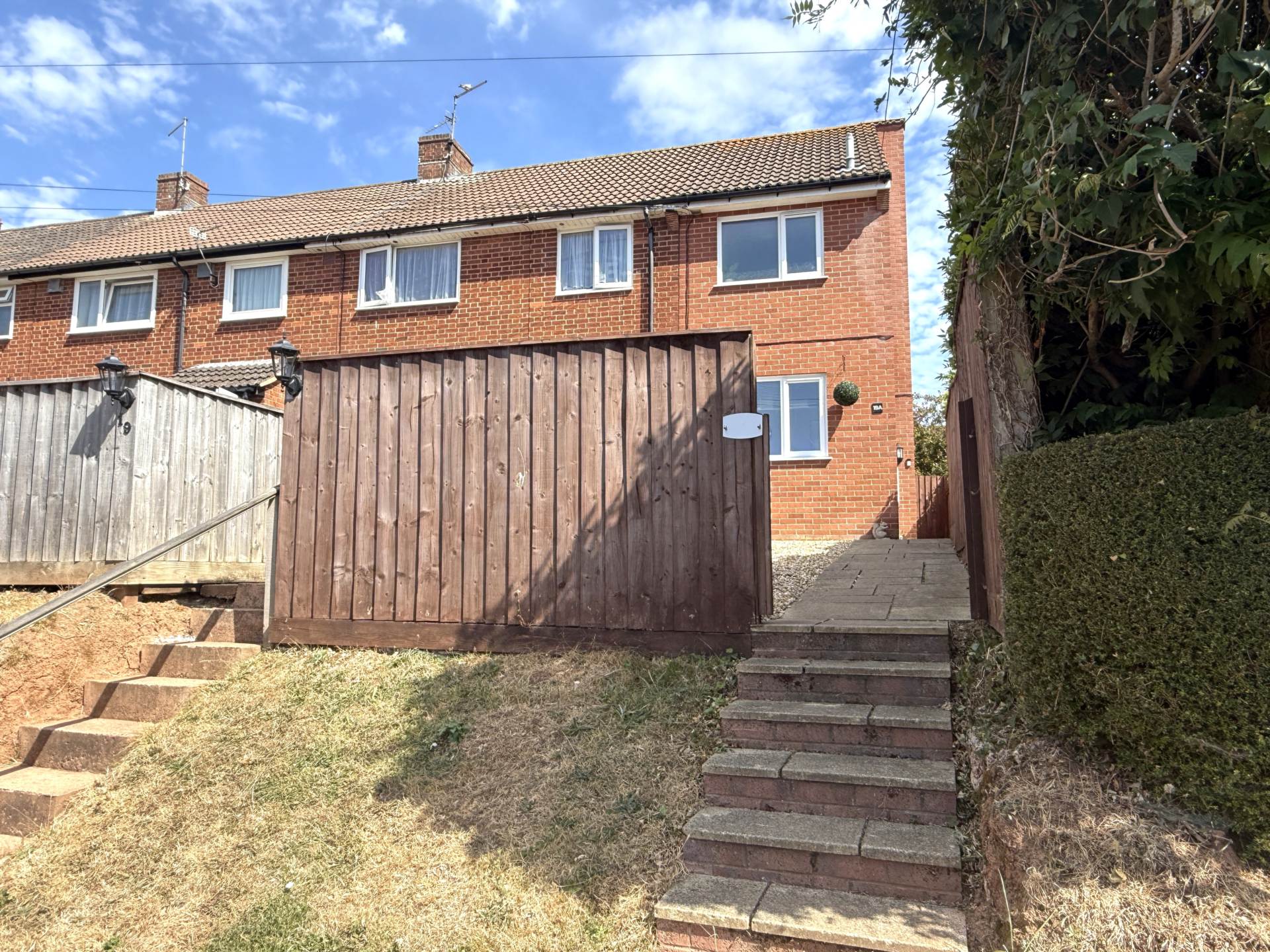 Marpool Crescent, Exmouth, Image 11