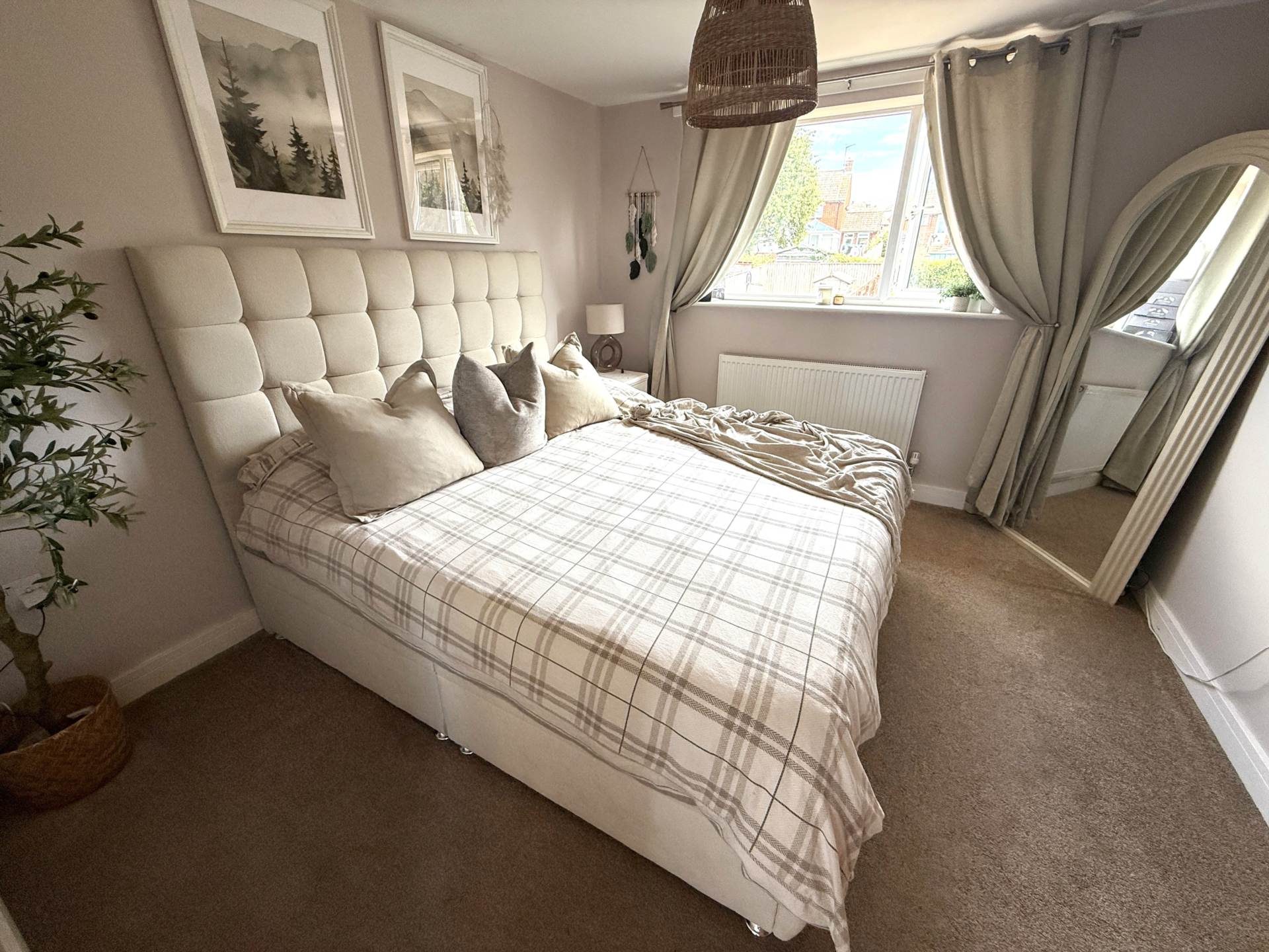Marpool Crescent, Exmouth, Image 5