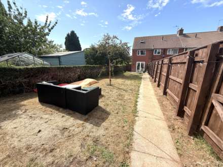 Marpool Crescent, Exmouth, Image 8