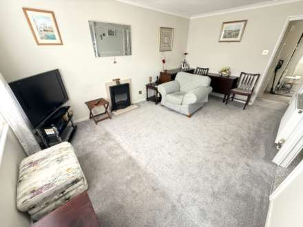 Bradford Close, Exmouth, Image 4