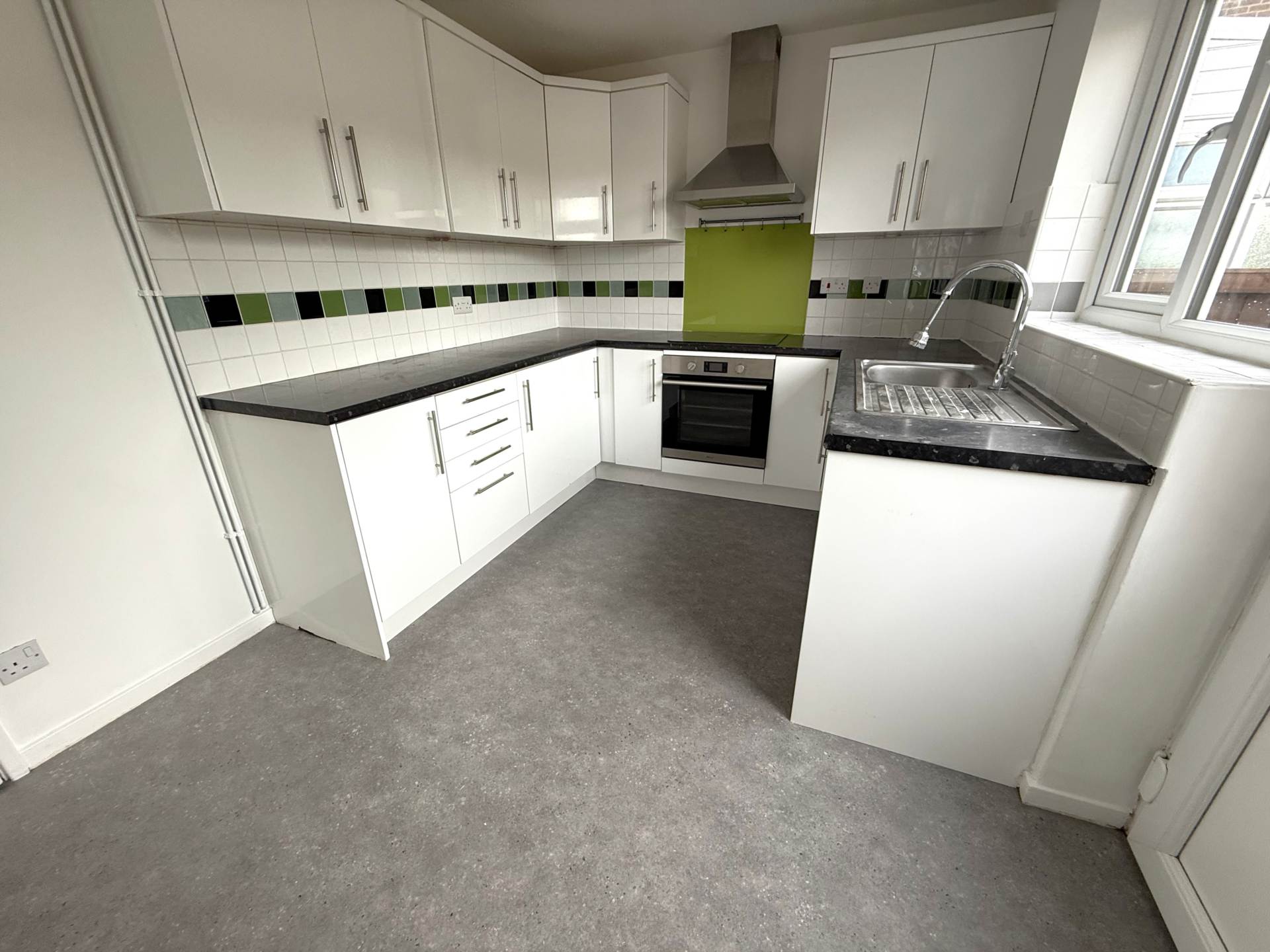 Vansittart Drive, Exmouth, Image 2