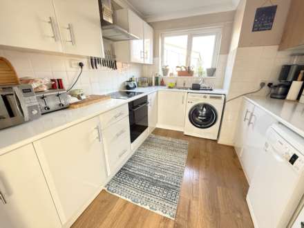 Cumberland Close, Exmouth, Image 2