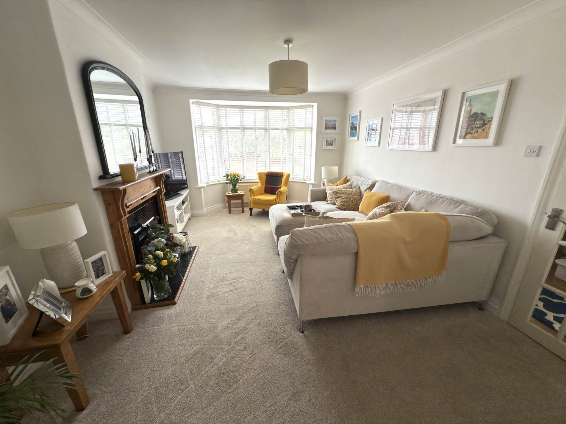 Lovelace Crescent, Exmouth, Image 4