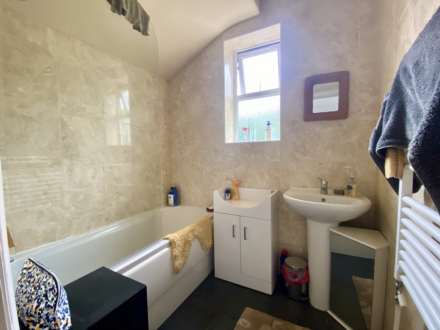 Bradham Lane, Exmouth, Image 10