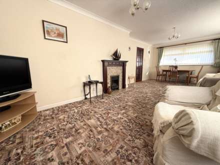 Brixington Lane, Exmouth, Image 4