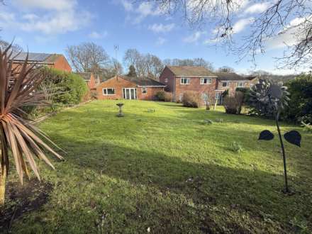 Valley Way, Exmouth, Image 10