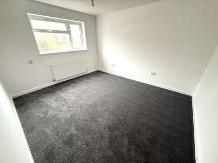 Valley Way, Exmouth, Image 5