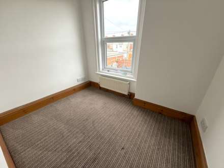 Rosebery Road, Exmouth, Image 9