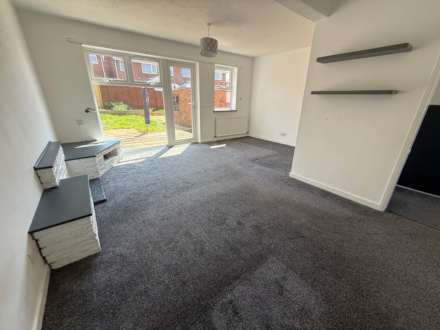 Maple Drive, Exmouth, Image 4