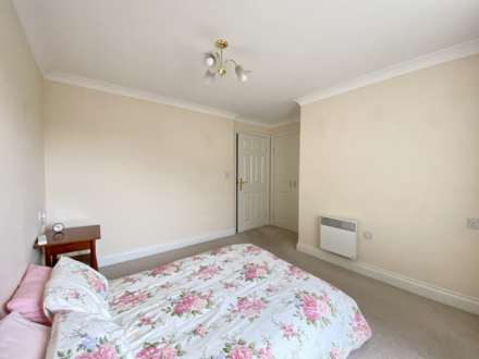 Pegasus Court, Salterton Road, Image 12
