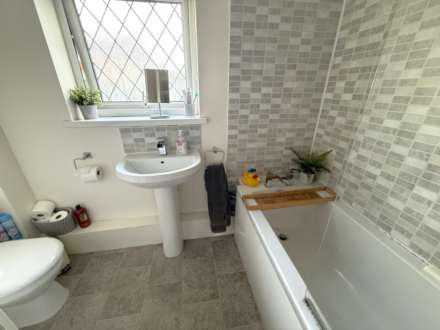 Wade Close, Exmouth, Image 8