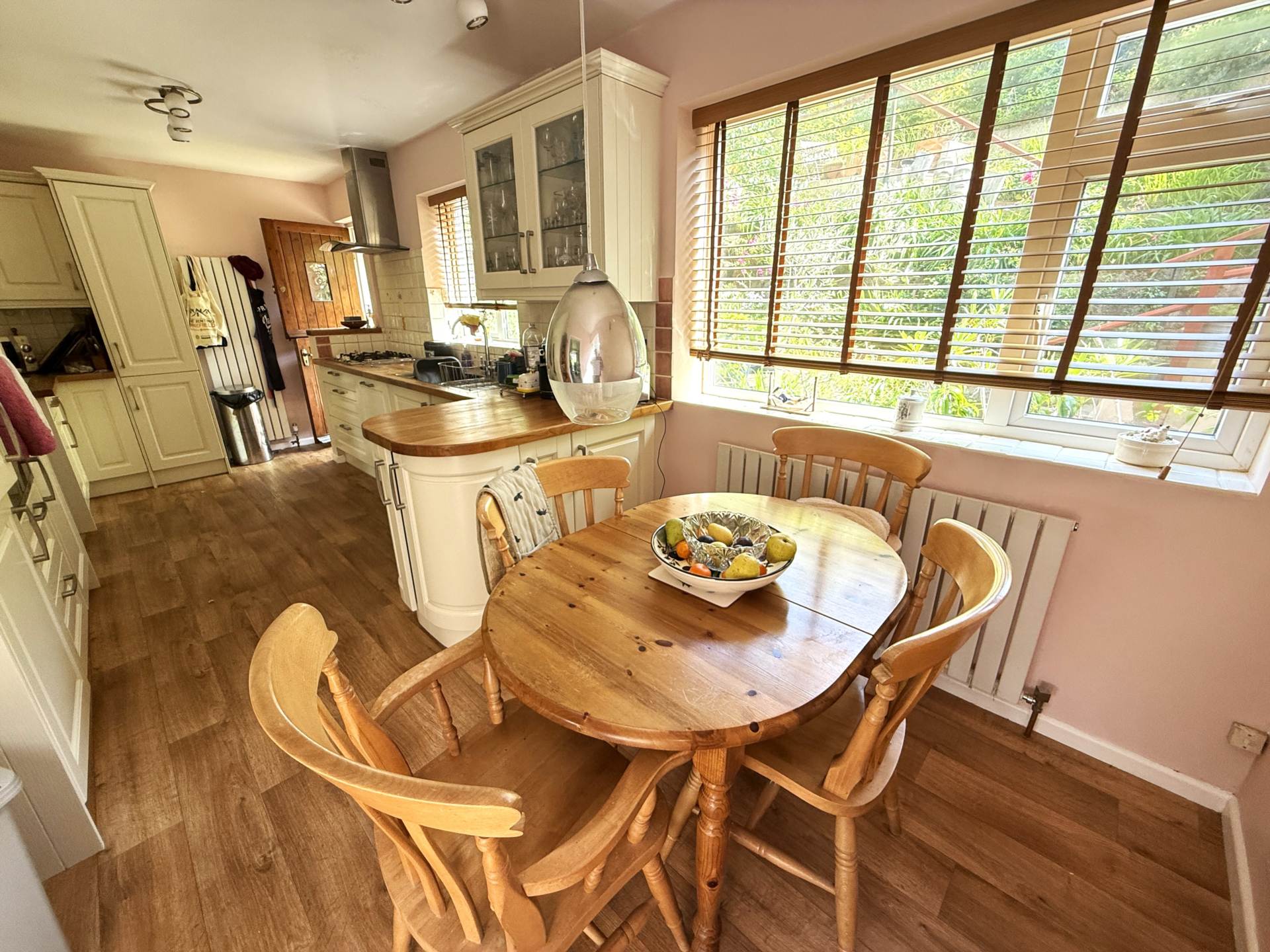 Madeira Villas, Exmouth, Image 2