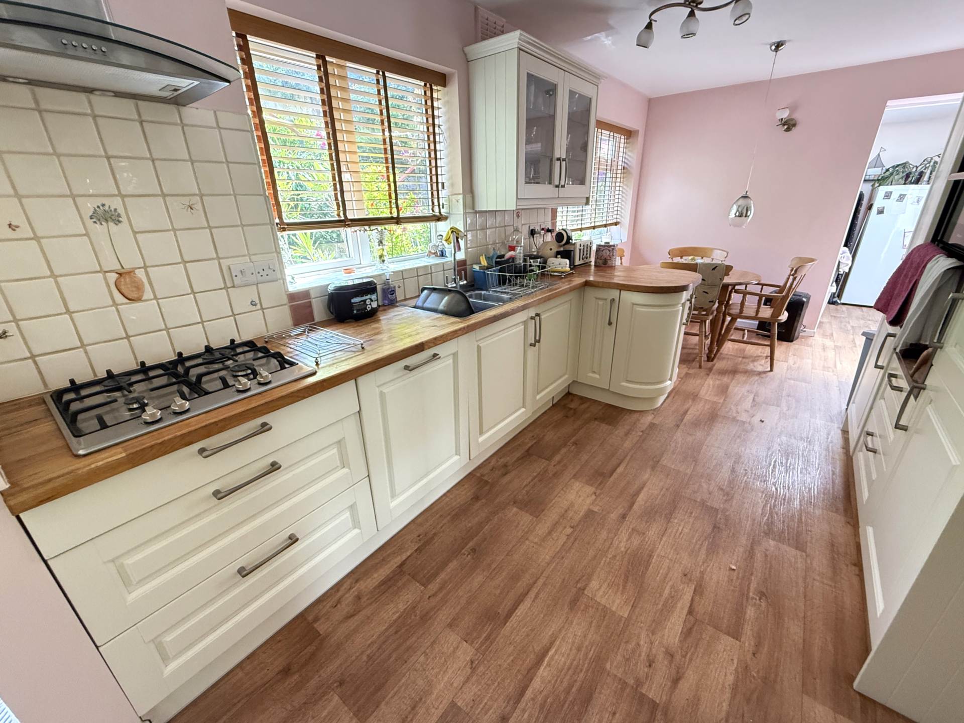 Madeira Villas, Exmouth, Image 5