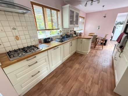Madeira Villas, Exmouth, Image 5