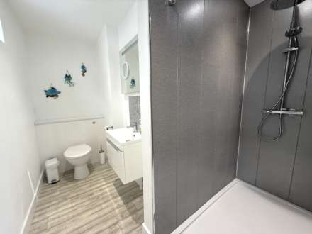 Ryll Court Drive, Exmouth, Image 9