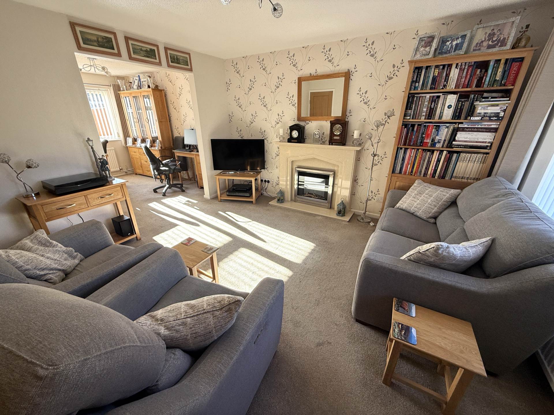 Hollymount Close, Exmouth, Image 2