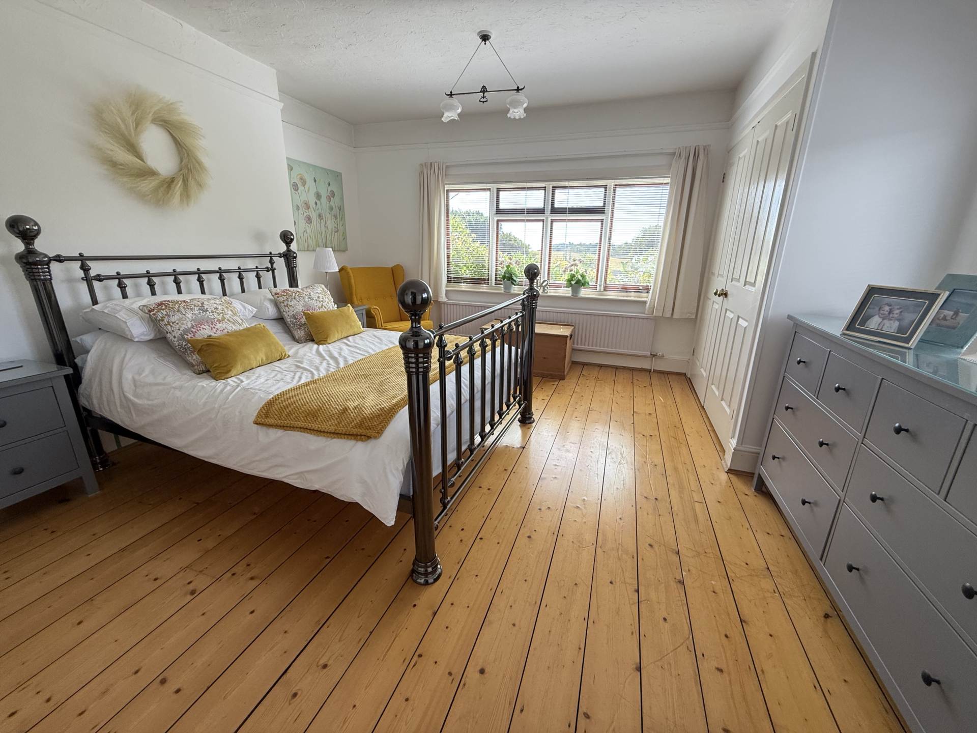 Knowle Village, Knowle, Budleigh Salterton, Image 6